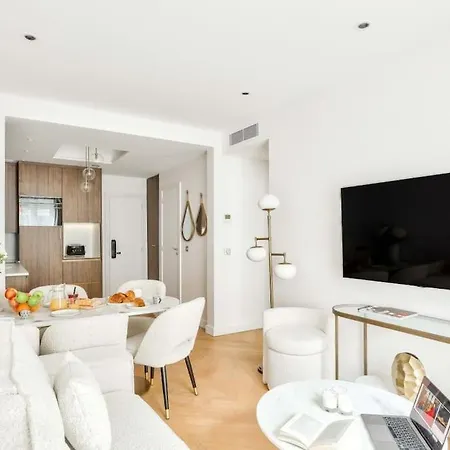 Magnificent Family Flat - Le Marais - With Ac 아파트 *