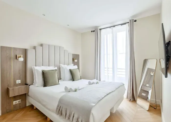 Apartment Magnificent Family Flat - Le Marais - With Ac